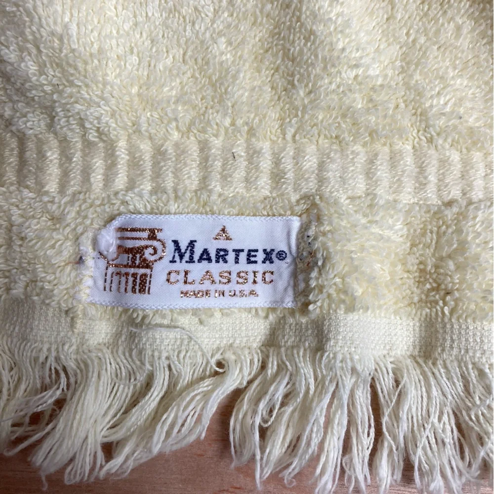 Martex Classic Hand Towels Lot Of 2 Made In USA Yellow Vintage